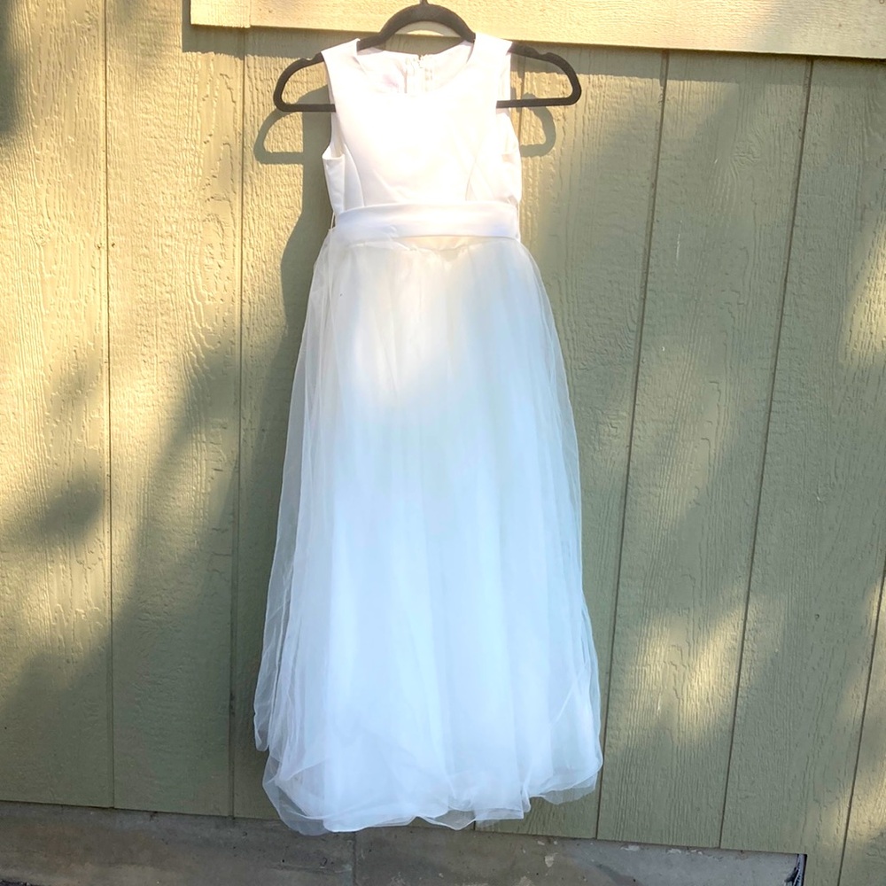 SATIN FLOWER GIRL DRESS W/TULLE SKIRT,IVORY,8
GIRLS DRESS W/TULLE SKIRT
Sz8